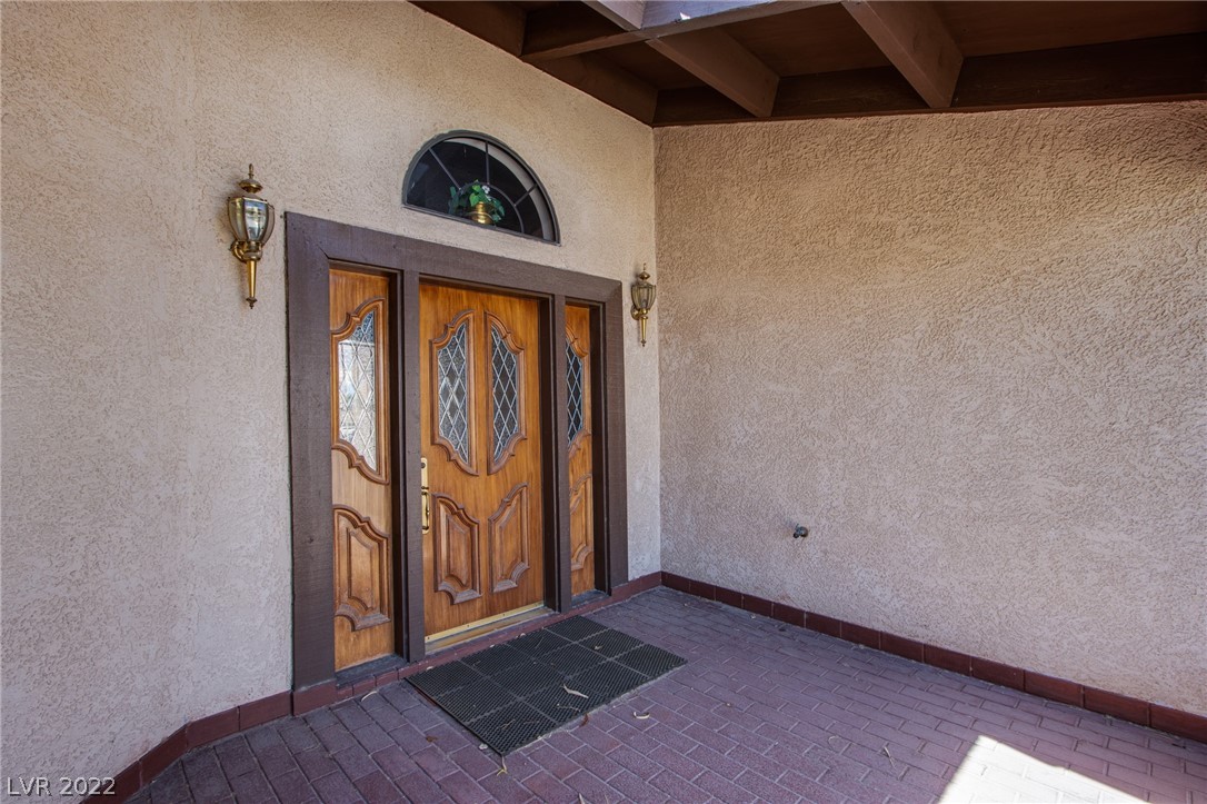 Photo 1 of 39 of 3913 E Twain Avenue house