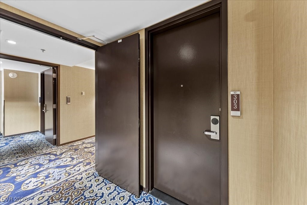 4381 W Flamingo Road 17303