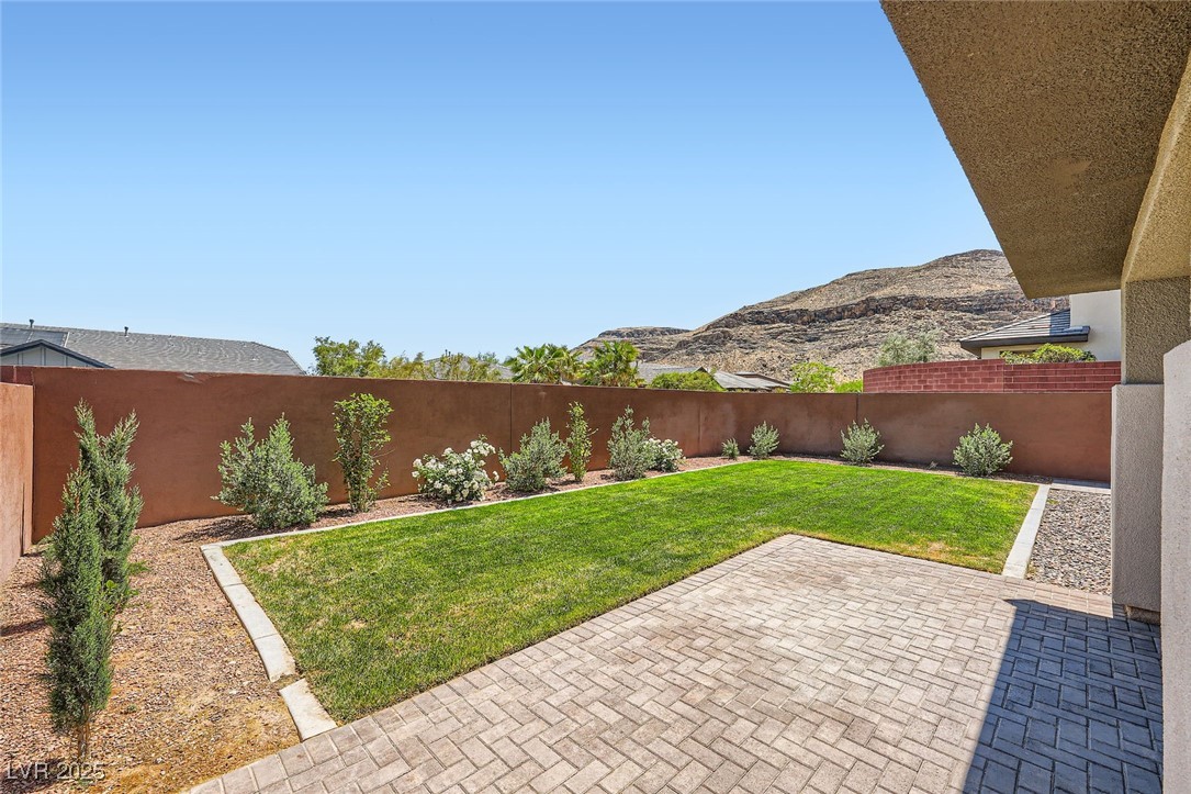10693 Harvest Green Way