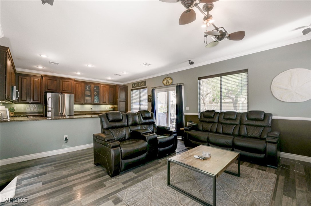 8184 Warbonnet Way
