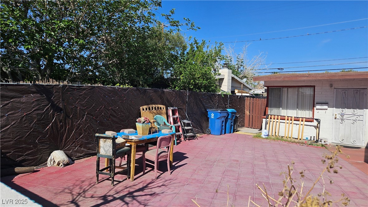 1414 Rexford Place