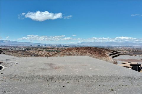 Photo of 2 Highcrest Court, Henderson, NV 89012 (MLS # 2532736)