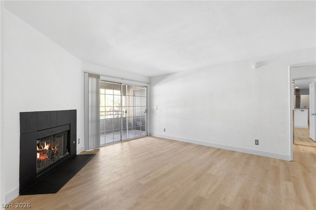 2200 S Fort Apache Road 2123