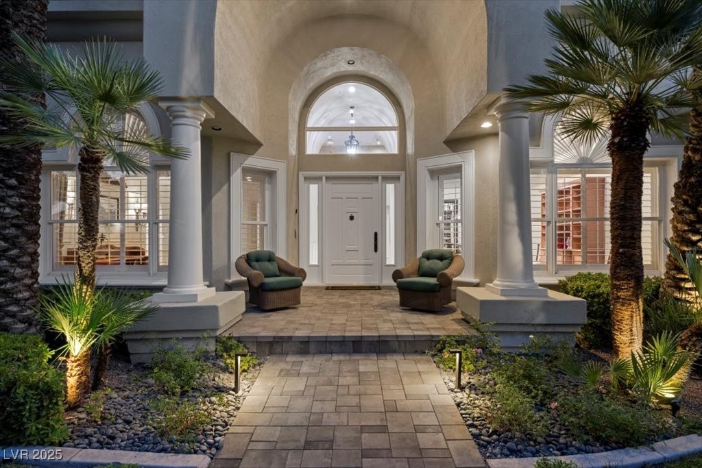 2338 Dolphin Court