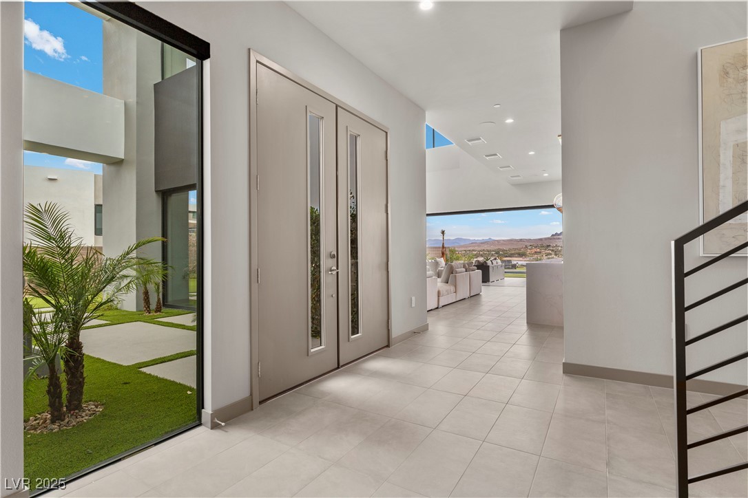 21 Canyon Bay Drive