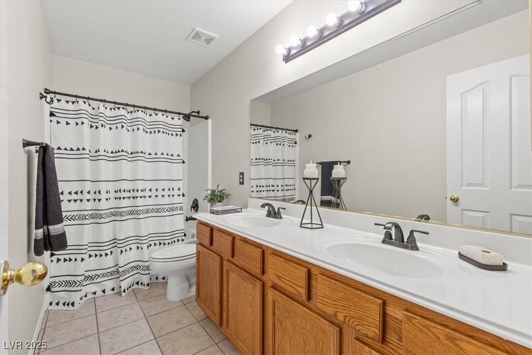 Las Vegas, Nevada 89130, United States, 3 Bedrooms Bedrooms, ,2 BathroomsBathrooms,Residential,Pending,83838