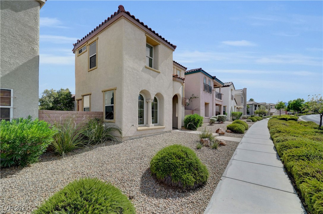 12052 Hathaway Pines Lane