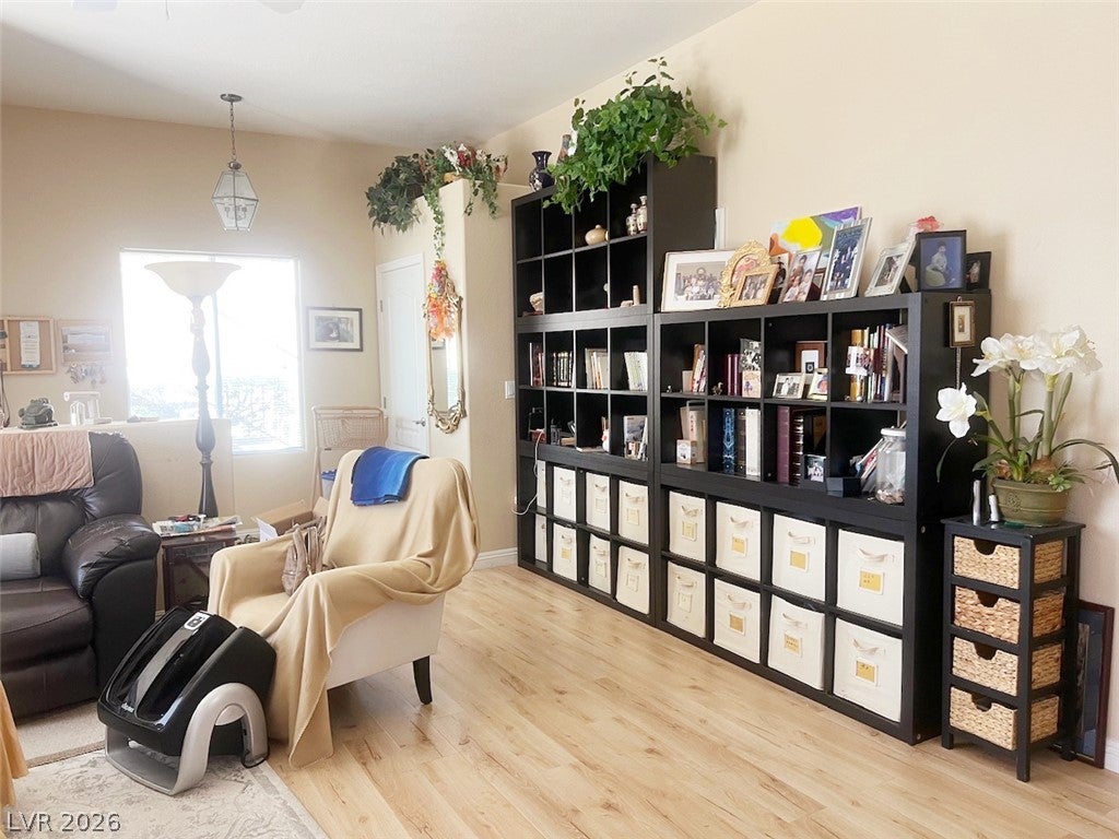 2305 W Horizon Ridge Parkway 1613