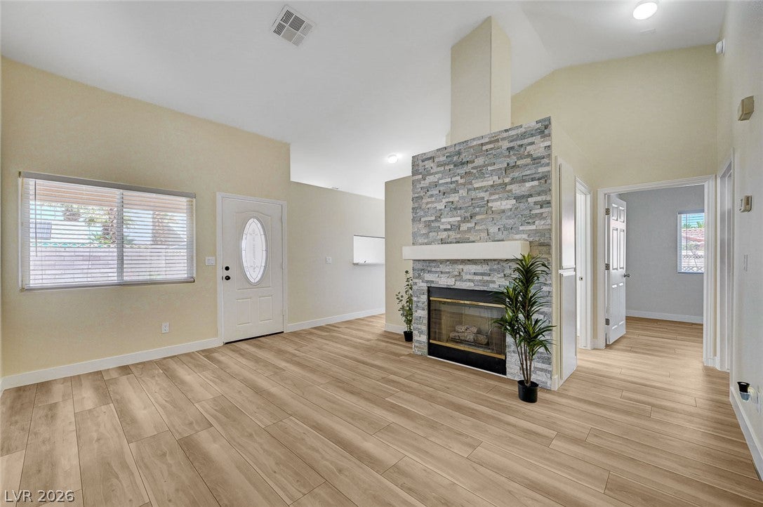 1632 N Torrey Pines Drive 101