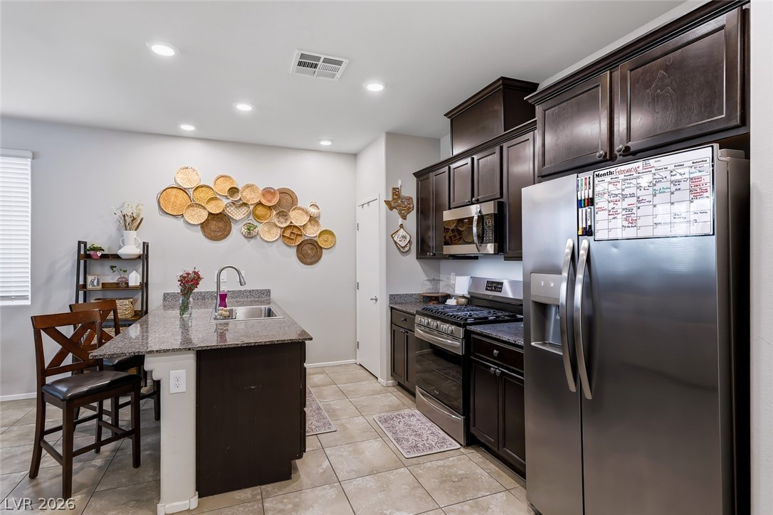 7313 Glistening Star Street