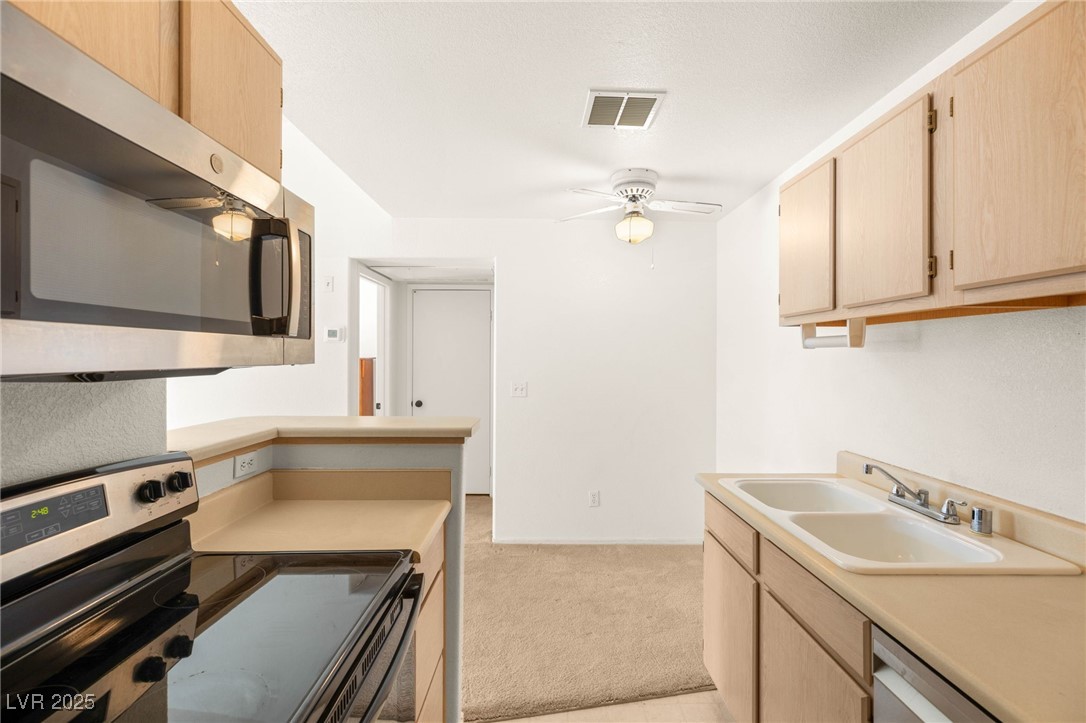 Las Vegas, Nevada 89118, United States, 1 Bedroom Bedrooms, ,1 BathroomBathrooms,Residential,Active,116141