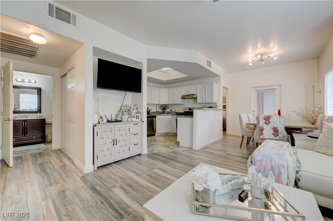 9580 W Reno Avenue 134