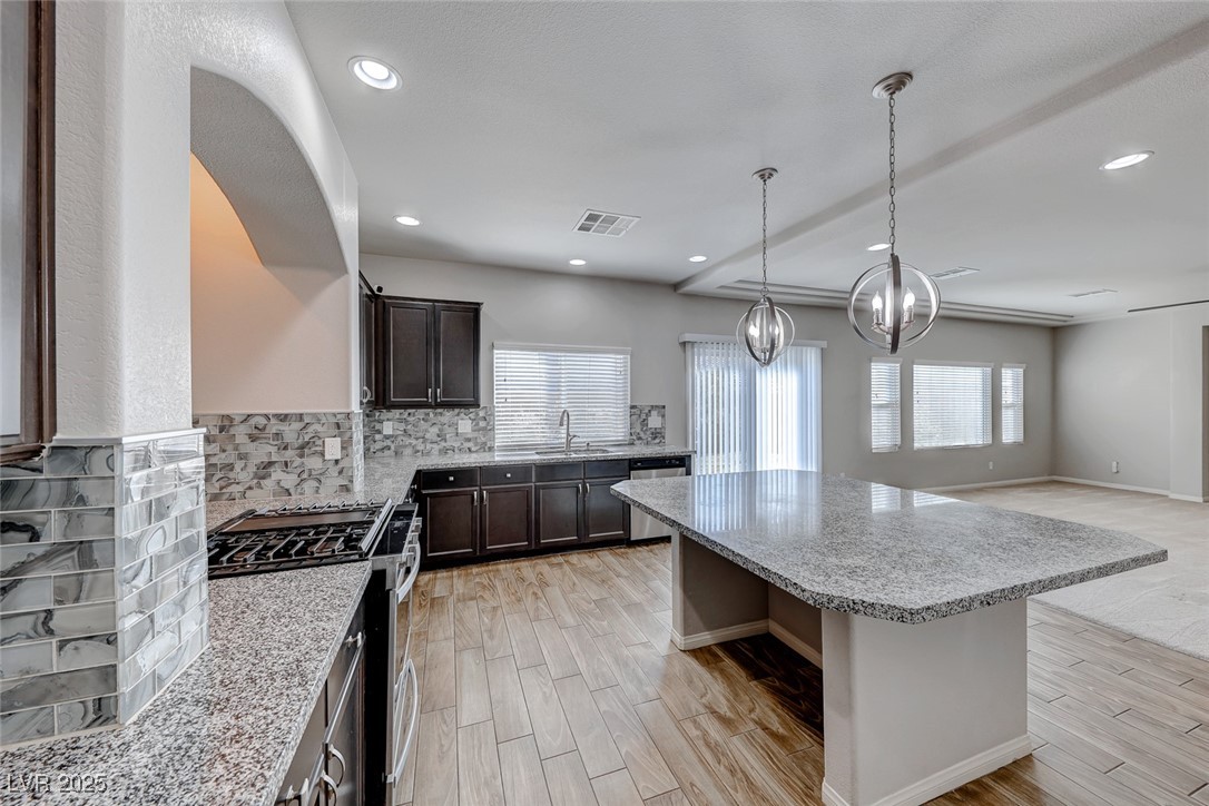 10598 Aphrodite Street, Las Vegas, Nevada image 7