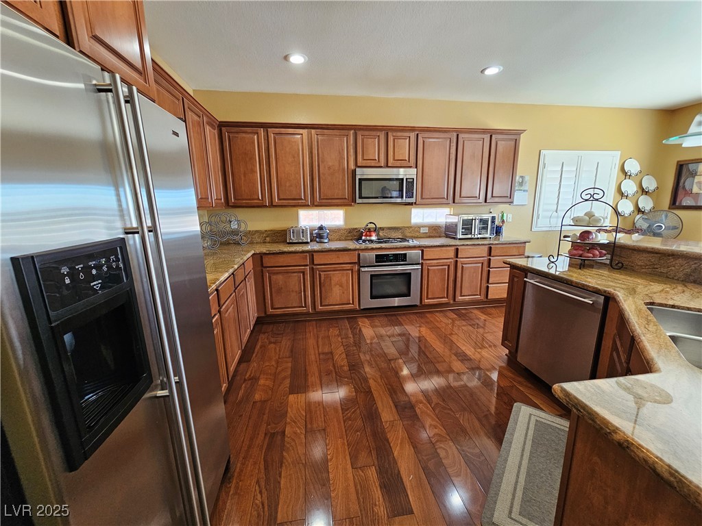 11329 Hedgemont Avenue