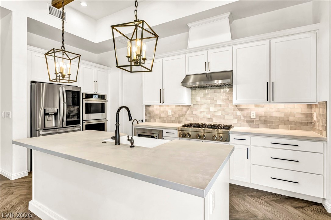 9973 REGENCY CANYON Way