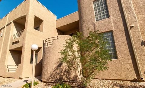 Photo of 2191 Bay Club Drive #204, Laughlin, NV 89029 (MLS # 2740229)