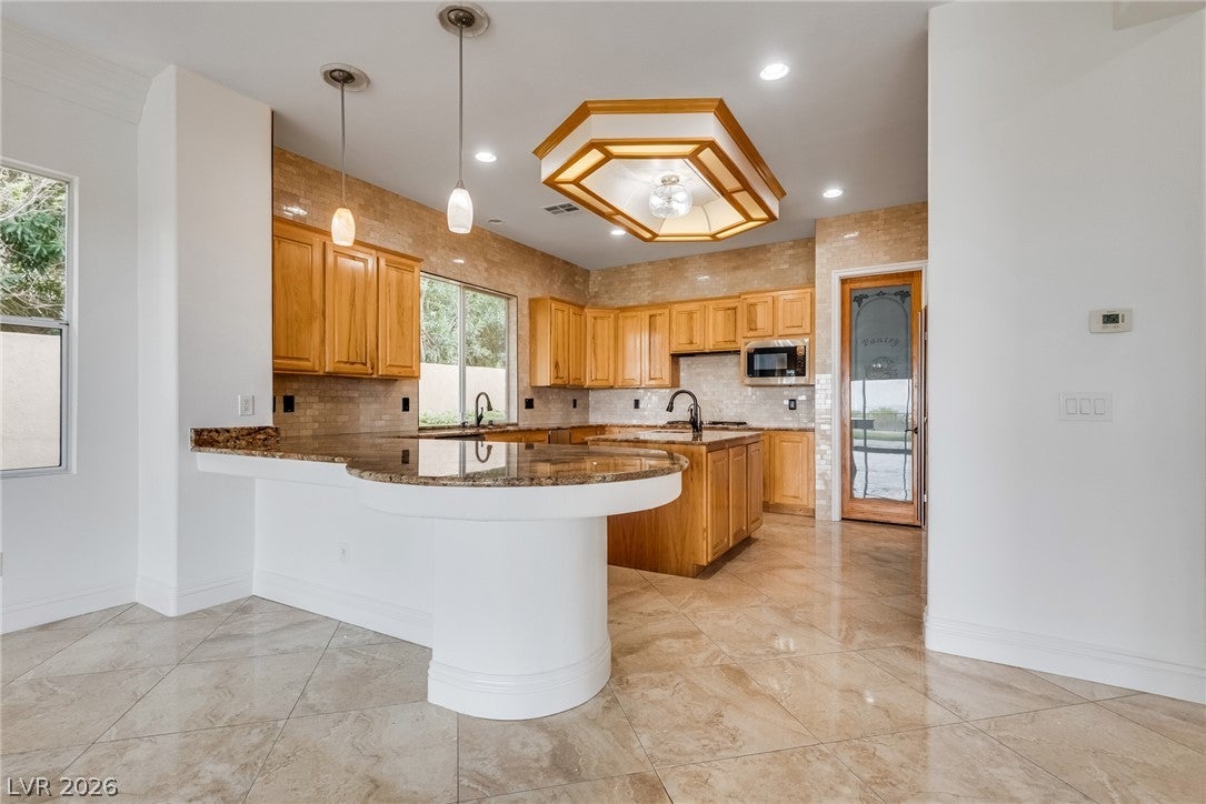 2494 Green Mountain Court