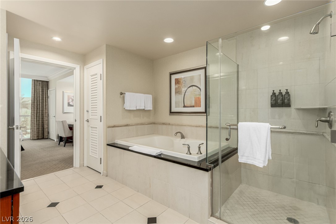 135 E Harmon Avenue 02702