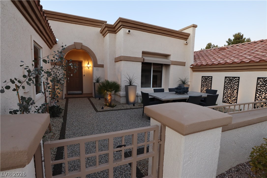 2913 Vista Butte Drive
