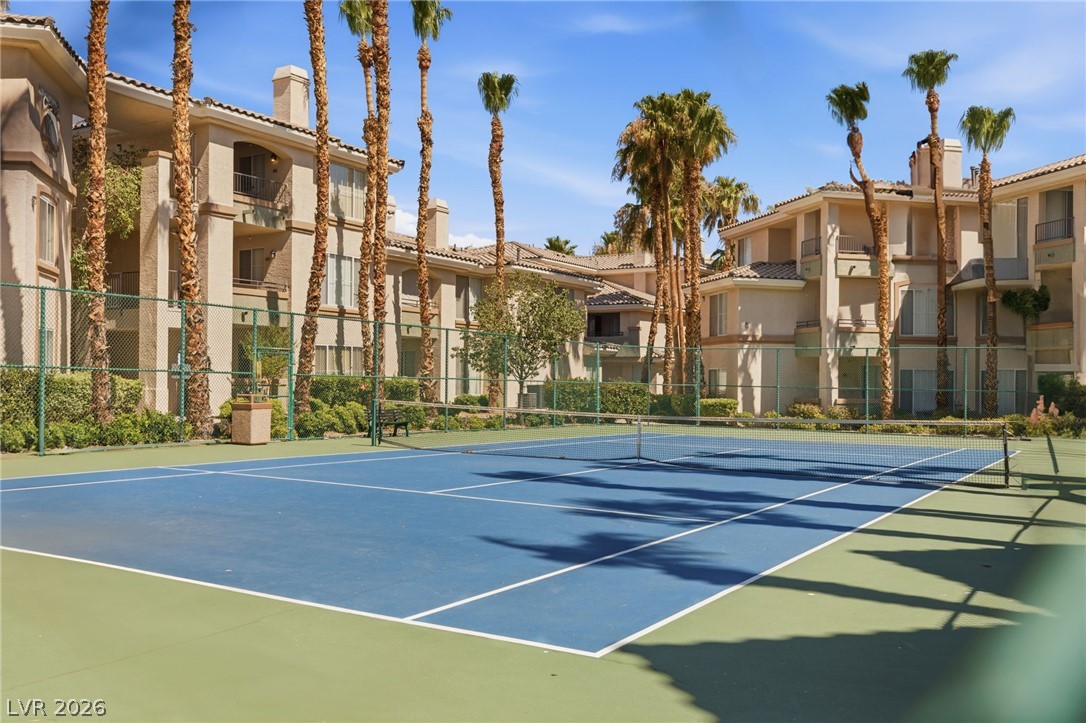 7119 S Durango Drive 105