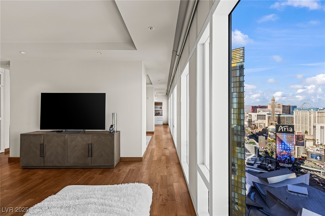 3750 Las Vegas Boulevard 2808