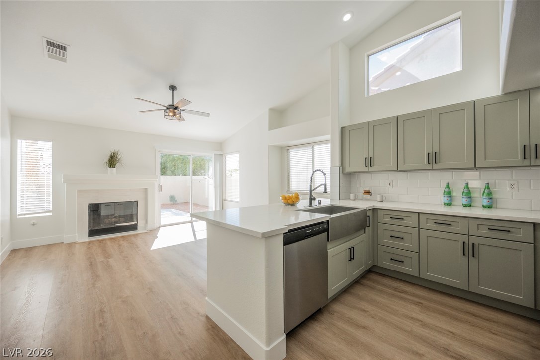 2336 Bloomington Drive