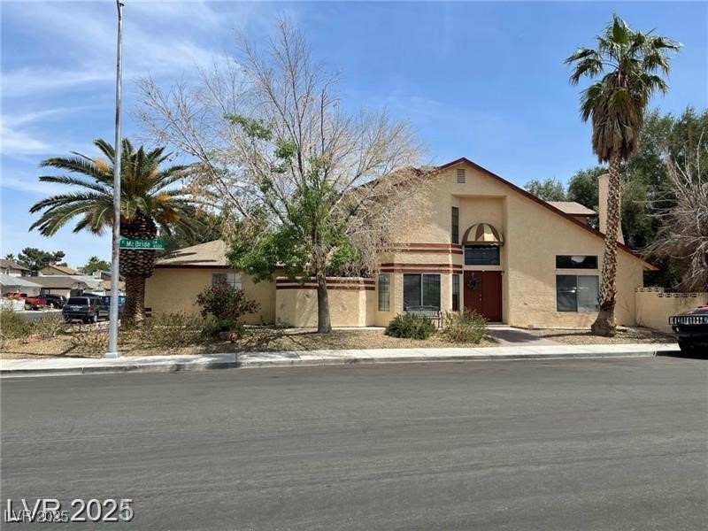 6633 WHEELBARROW PEAK Drive