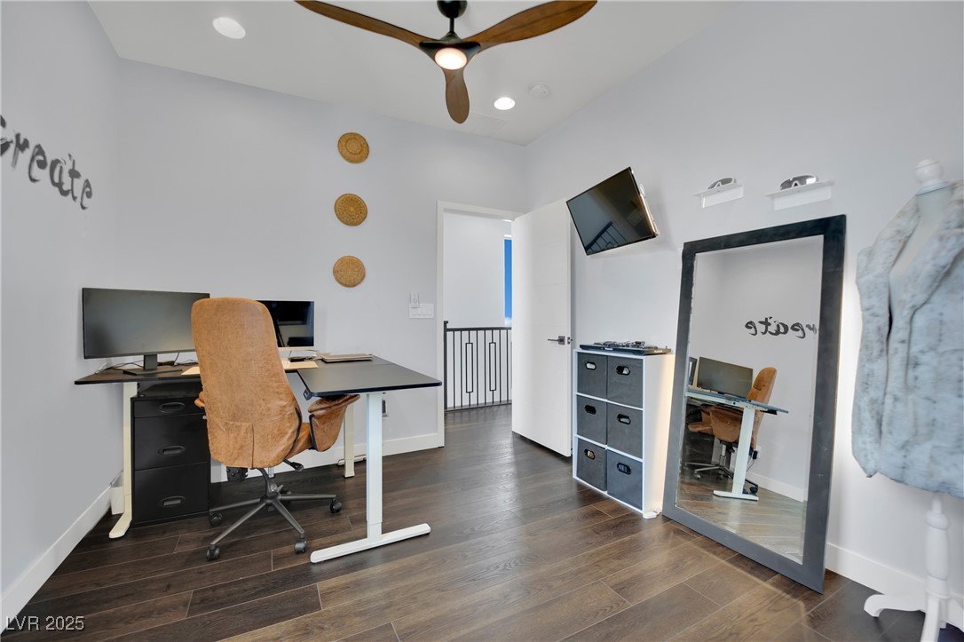 11598 Kindle Corner Avenue, Las Vegas, Nevada image 40