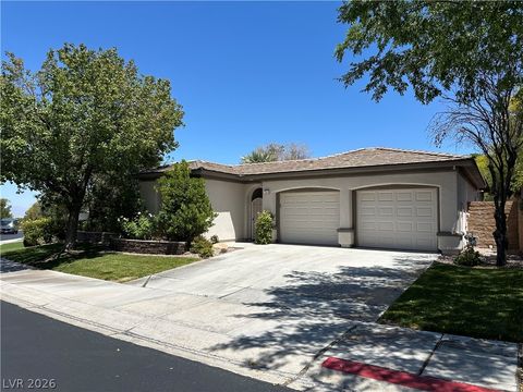 Homes For Sale - 26 Fountainhead Circle<br/> Henderson, NV 89052