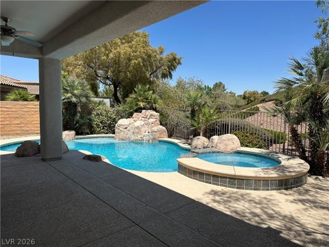 Tiny photo for 26 Fountainhead Circle, Henderson, NV 89052 (MLS # 2781424)