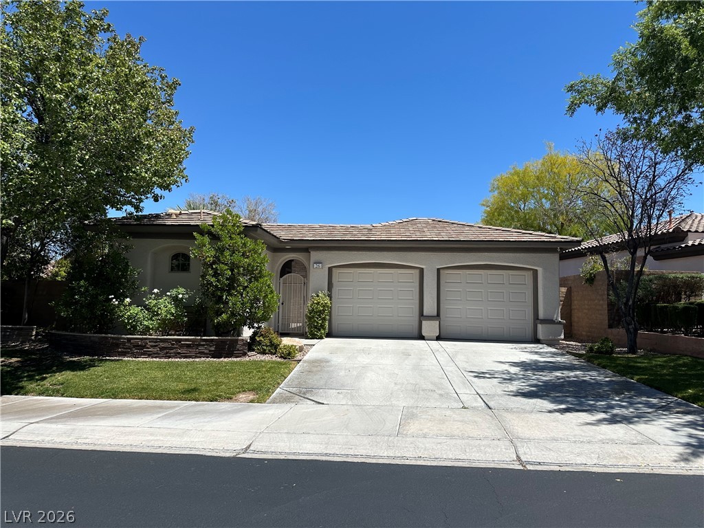 26 Fountainhead Circle
