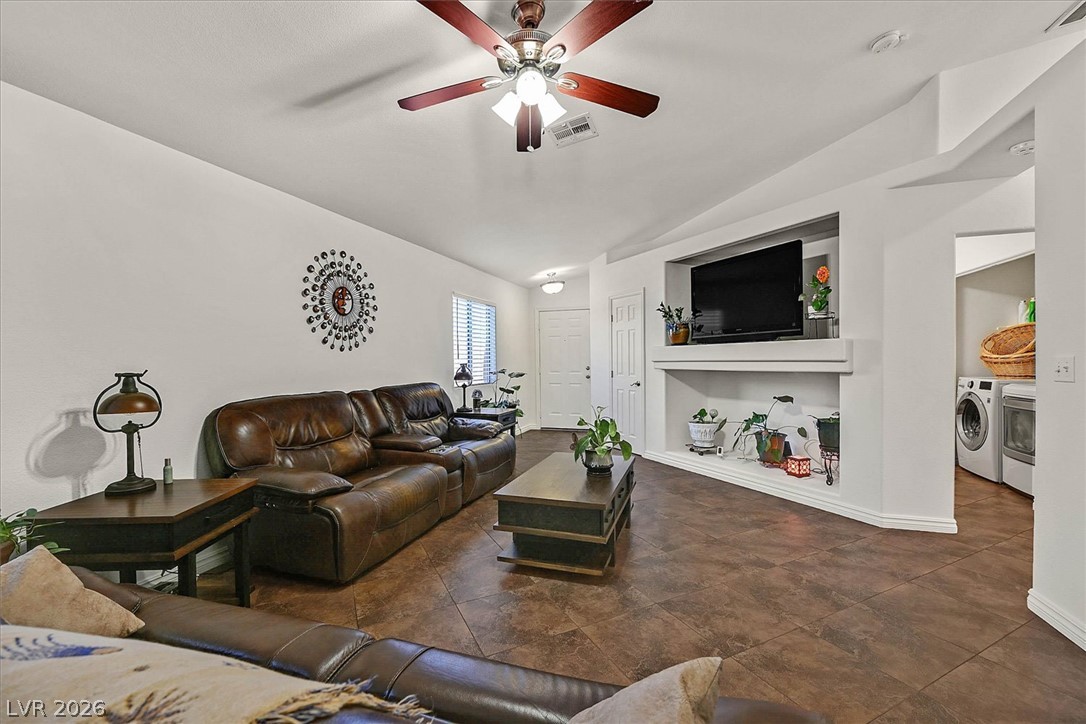 4940 Jimmy Buffet Street