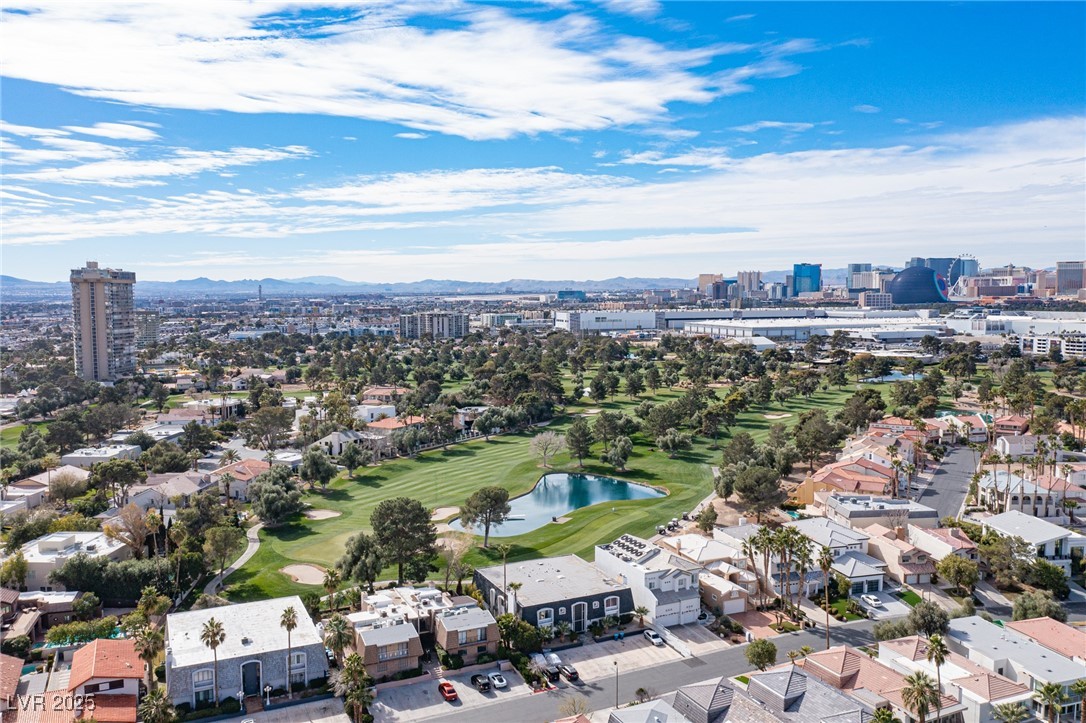 915 Vegas Valley Drive 4