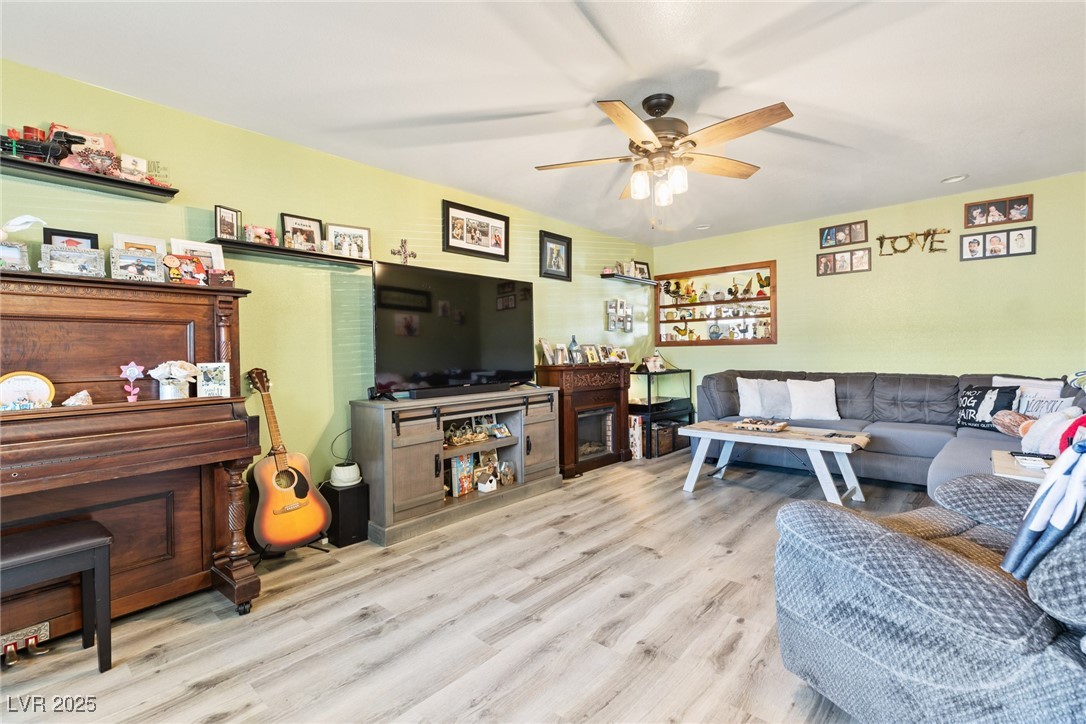 7 Sturm Street, Henderson, Nevada image 4