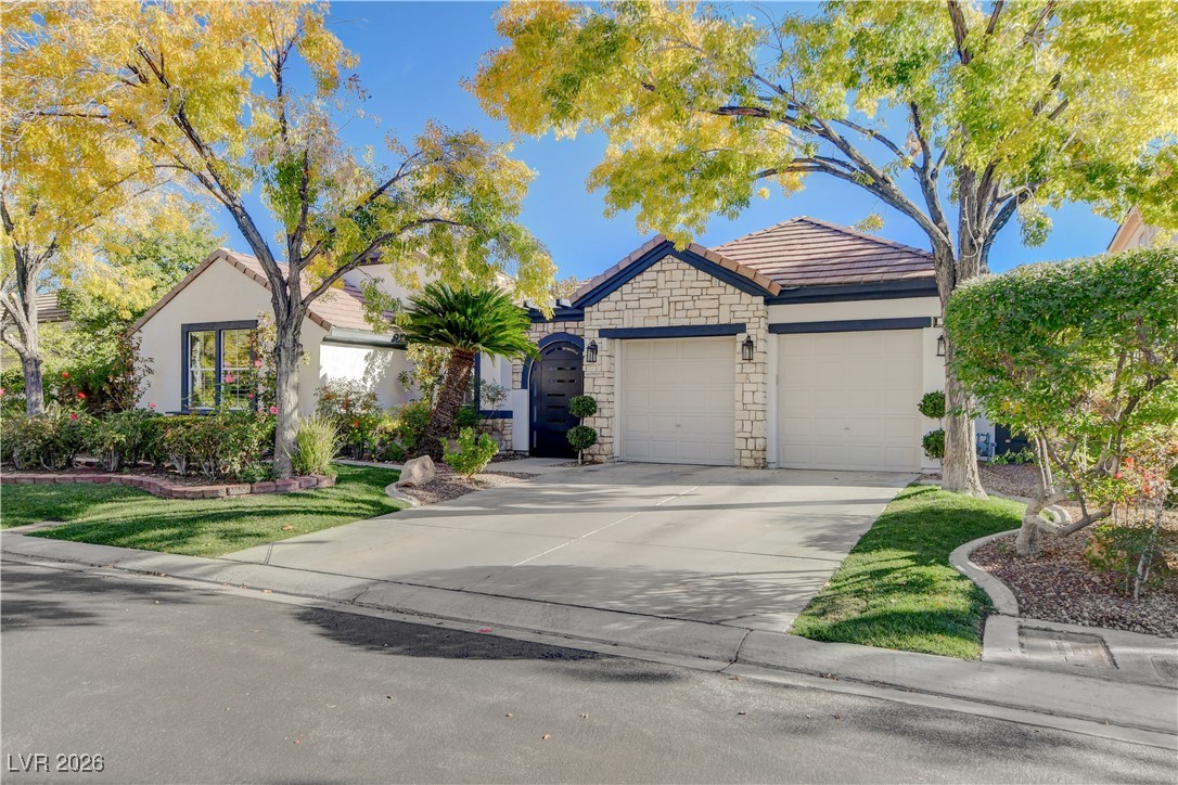 812 Sir James Bridge Way