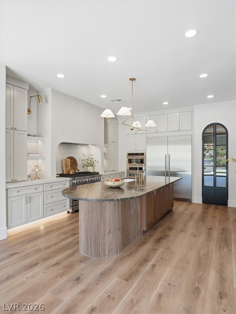 11321 Golden Chestnut Place