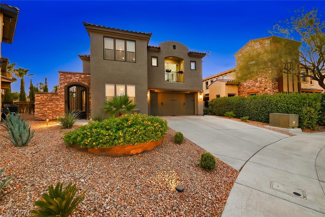 1013 Via Sacra Street