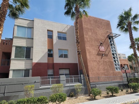 Photo of 75 E Agate Avenue #306, Las Vegas, NV 89123 (MLS # 2572660)