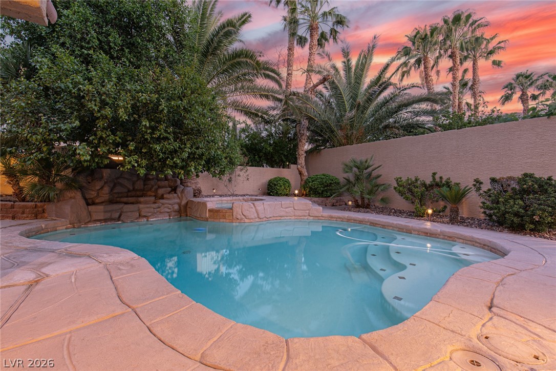 8513 Estrelita Drive