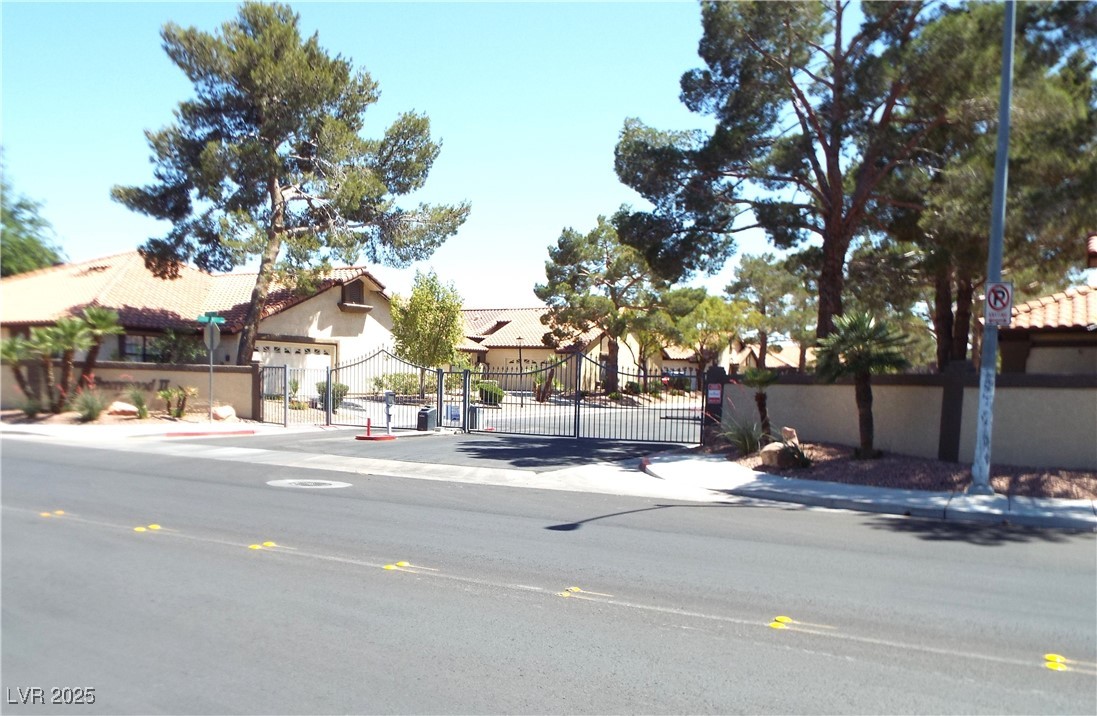 3954 Saddlewood Court, Las Vegas, Nevada image 3