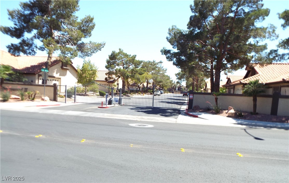 3954 Saddlewood Court, Las Vegas, Nevada image 4