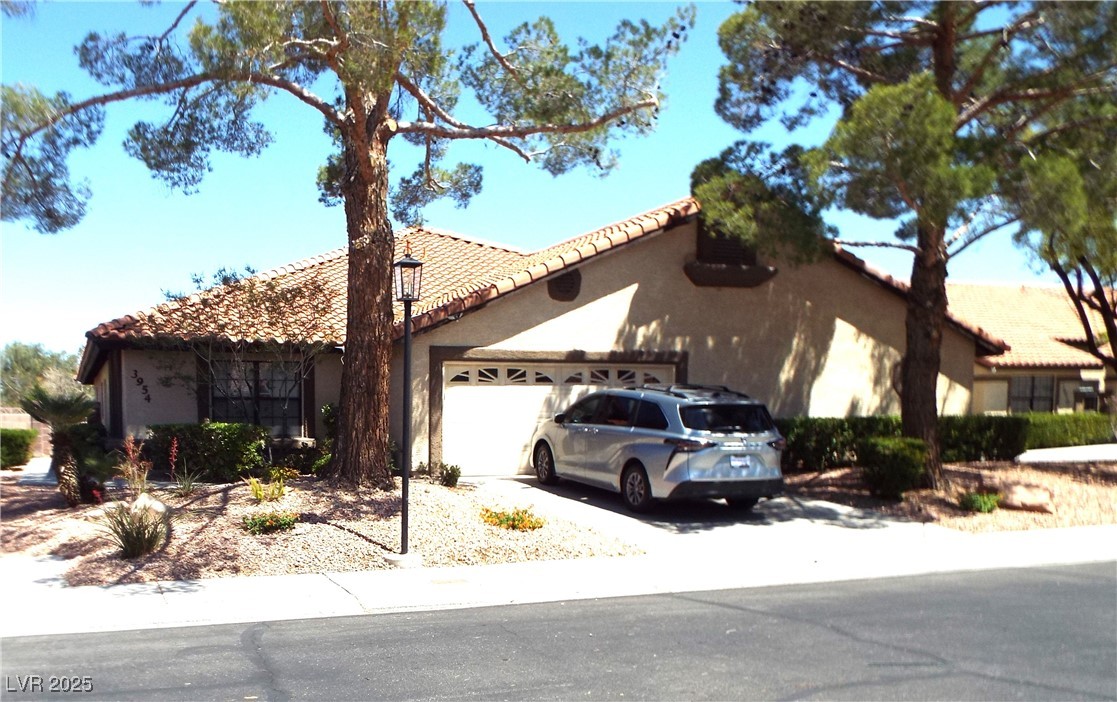 3954 Saddlewood Court, Las Vegas, Nevada image 2