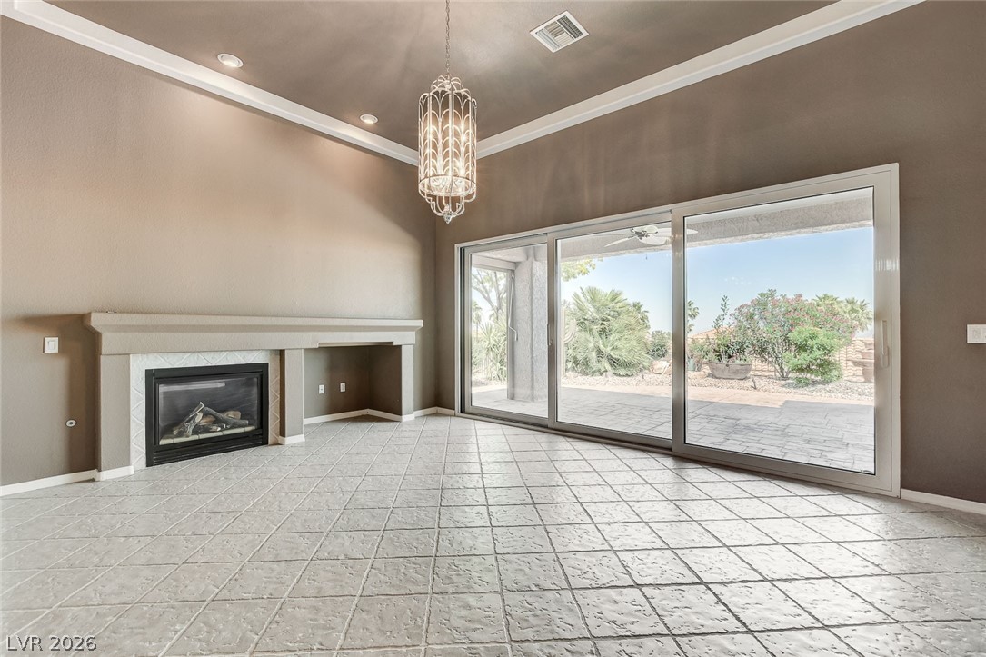 2240 Sun Cliffs Street