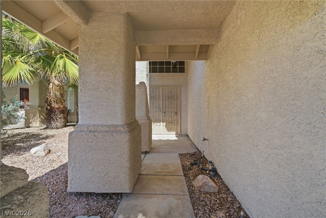 9248 Magic Flower Avenue