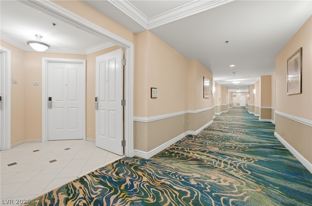 125 E Harmon Avenue 207