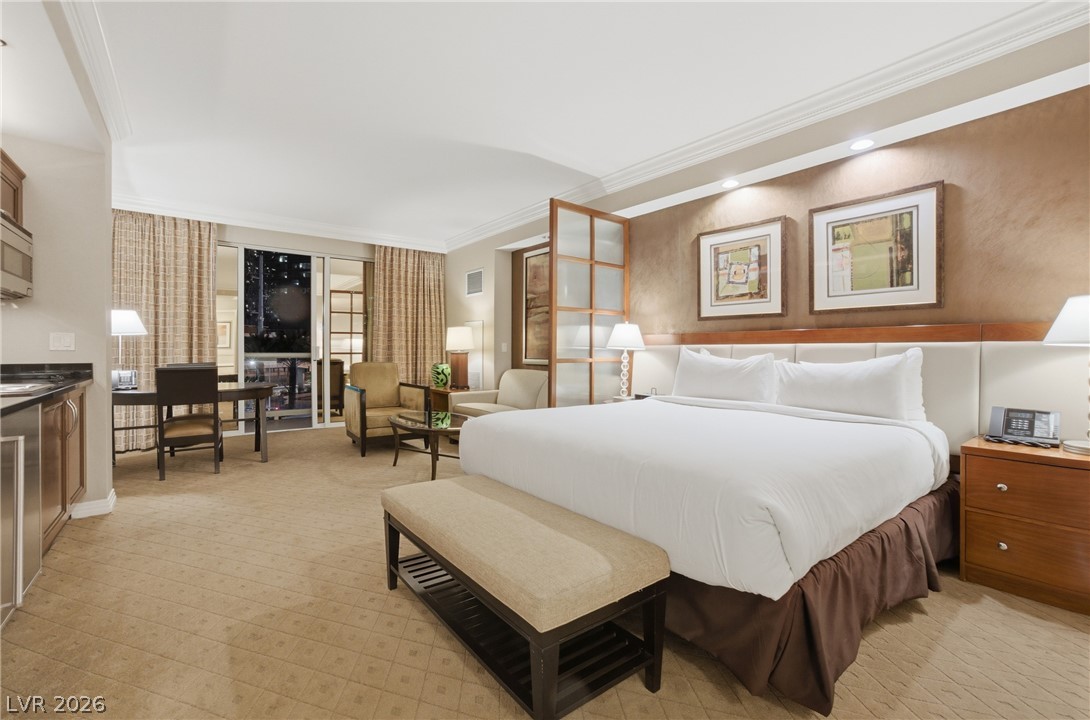 125 E Harmon Avenue 207