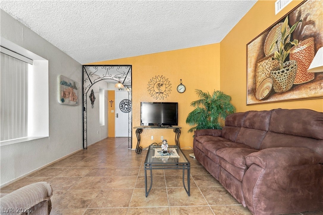 3086 Leandro Court