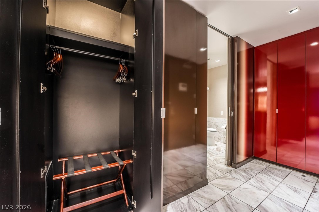 4381 W Flamingo Road 2405