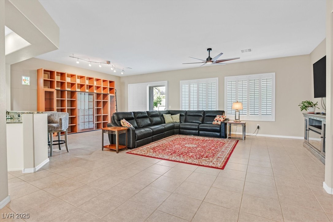 Properties 3 2132 Twin Falls Drive