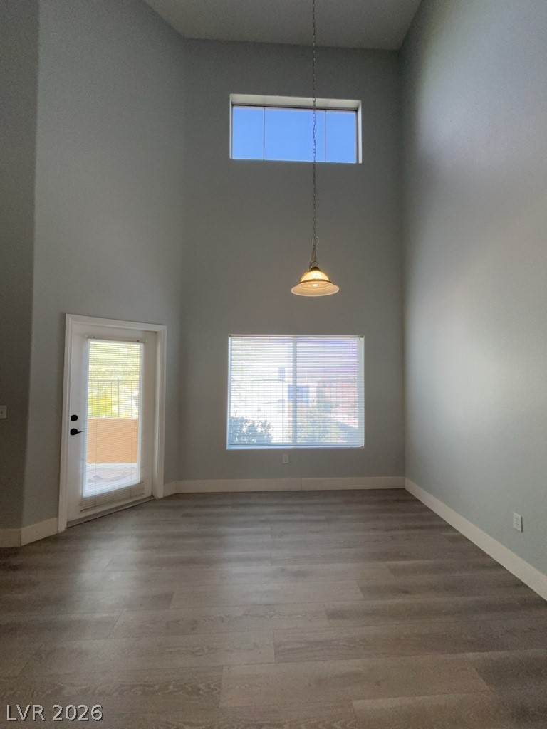 4915 E Russell Road 133